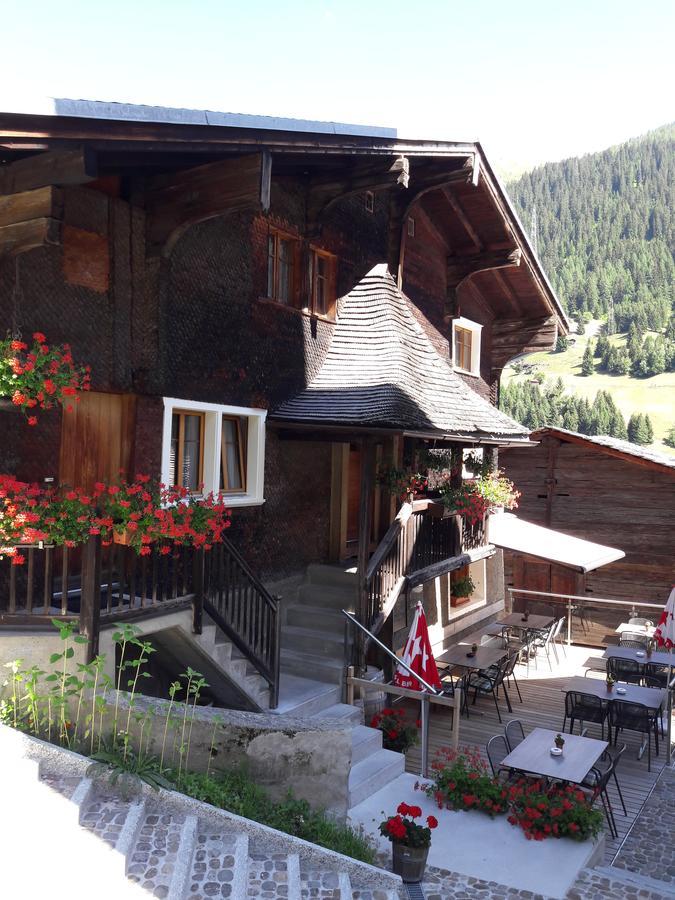 Hotel-Restaurant Drei Tannen Bellwald Bagian luar foto
